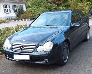 Mercedes-Benz Mercedes-Benz C 200 KOMPRESSOR CL203 Gebrauchtwagen