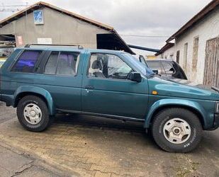 Nissan Nissan Terrano 2.4 - Gebrauchtwagen