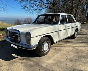 Mercedes-Benz Mercedes-Benz 200/8 W115 Gebrauchtwagen