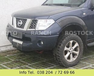 Nissan Nissan Navara 4x4 2,5dci Comfot Klima/Leder/Ahk/Ha Gebrauchtwagen