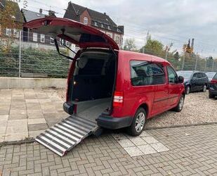 VW Volkswagen Caddy 1,6TDI DSG Maxi BEHINTERTENGEREC Gebrauchtwagen