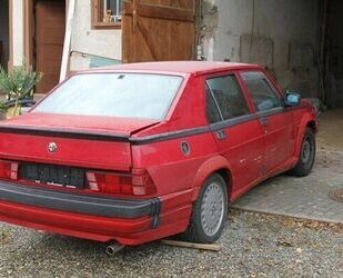 Alfa Romeo Alfa Romeo 75 3.0 V6 (America) Gebrauchtwagen