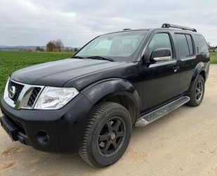 Nissan Nissan Pathfinder 2.5 dCi SE Gebrauchtwagen