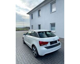 Audi Audi A1 S-Line* LED*BiXenon*Pano* Lieder Gebrauchtwagen