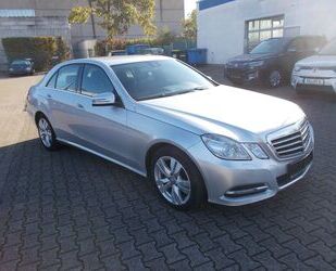 Mercedes-Benz Mercedes-Benz E 200 CDi Leder Navi Comand Parkführ Gebrauchtwagen