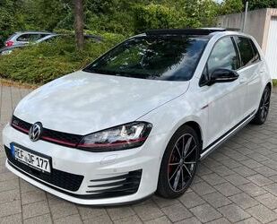 VW Volkswagen Golf GTI 2.0 DSG Pano Dynau ACC Kam Sta Gebrauchtwagen