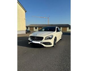 Mercedes-Benz CLA 200 Shooting Brake Gebrauchtwagen