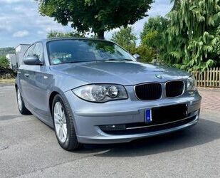 BMW BMW 118i -PDC/Klima/SHZ/Ambientebeleuchtung Gebrauchtwagen