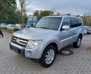 Mitsubishi Mitsubishi Pajero 3,8 V6 Automatik Seilbinde (Voll Gebrauchtwagen