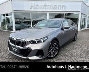 BMW BMW 520 d M SPORT +ACC+HUP+LKH+COMFORT+TRAVEL+ Gebrauchtwagen