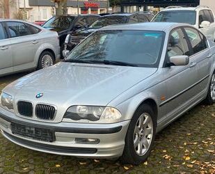 BMW BMW 320i Automatik (Tiptronic), Lederausstattung Gebrauchtwagen