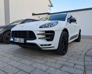 Porsche Porsche Macan Turbo Bose, Alcantara, Standheizung, Gebrauchtwagen