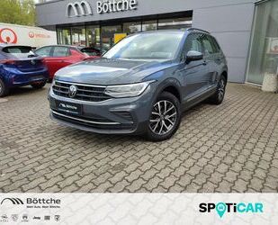 VW Volkswagen Tiguan Life 2.0 TDI DSG/AHK/LED/Navi/P Gebrauchtwagen