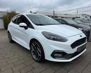 Ford Ford Fiesta ST 1,5-RECARO,NAVi,LED,B&O,1.HAND Gebrauchtwagen