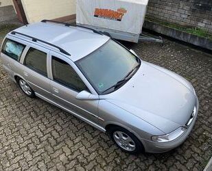 Opel Opel Vectra 1.8 16V Edition 100 Edition 100 Gebrauchtwagen