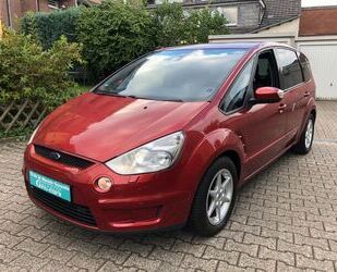 Ford Ford S-Max S-MAX Titanium AUTOMATIK *NAVI LEDER AH Gebrauchtwagen