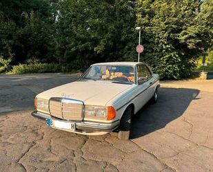 Mercedes-Benz Mercedes-Benz W 123 CE 230 Gebrauchtwagen