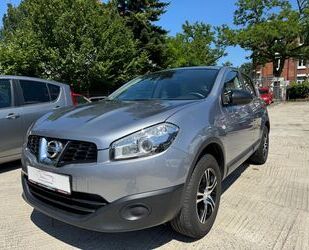 Nissan Nissan Qashqai 1.6 Visia,Klima,8 X Bereift Gebrauchtwagen