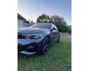 BMW BMW 320d Touring M Sport Automatik Gebrauchtwagen