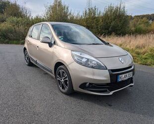 Renault Renault Scenic TomTom Edition 1.6 16V 110 TomTom E Gebrauchtwagen