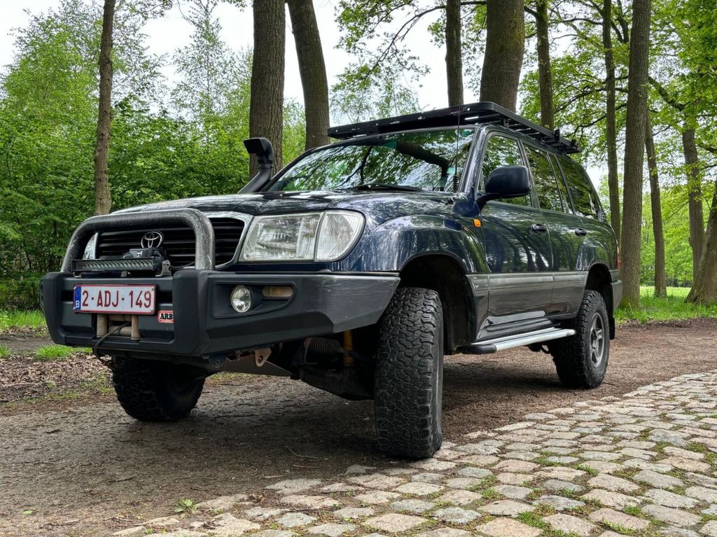 Land Cruiser 100