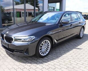 BMW BMW 520d Touring *HeadUp *Kamera*Parkpaket*Busines Gebrauchtwagen