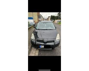 Toyota Toyota Corolla Verso 2.2-l-D-CAT Sol Sol Gebrauchtwagen