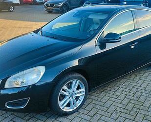 Volvo Volvo S60 Lim. Summum full options ! Gebrauchtwagen