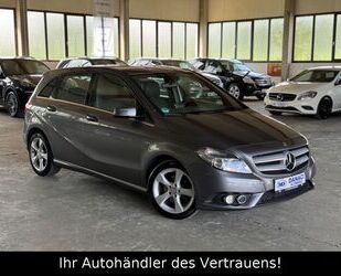 Mercedes-Benz Mercedes-Benz B 200 B -Klasse*1.HAND*LEDER*SERVICE Gebrauchtwagen