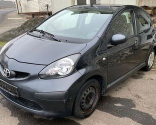 Toyota Toyota Aygo (X) 1,0 Cool mit frischen TÜV Gebrauchtwagen