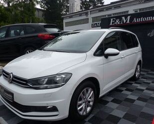 VW Volkswagen Touran Comfortline Automatik*NAVI*SHZ*P Gebrauchtwagen