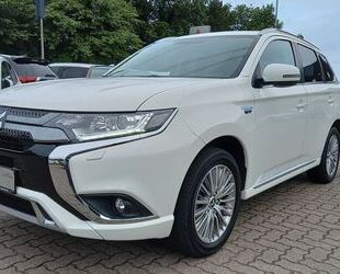 Mitsubishi Mitsubishi Plug-in Hybrid Outlander Basis Gebrauchtwagen