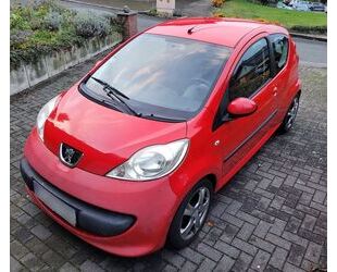 Peugeot Peugeot 107 Filou 70 Filou, BJ 2007, HU 09/2026 Gebrauchtwagen