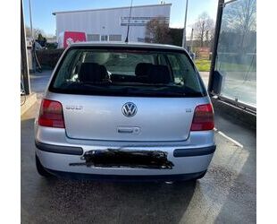 VW Volkswagen Golf IV 1.6 Automatik Special Gebrauchtwagen