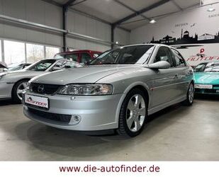 Opel Opel Vectra 2.2 16V Sport Klima,Xenon,Leder,PDC,17 Gebrauchtwagen