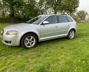 Audi Audi A3 1.6 Attraction Sportback Gebrauchtwagen