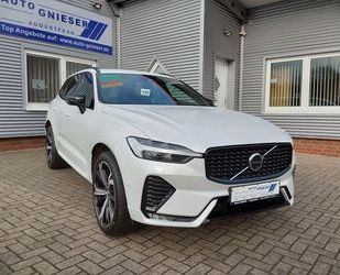 Volvo Volvo XC60 B4 D AWD Plus Dark ACC/LED/SHZ/PDC/Navi Gebrauchtwagen