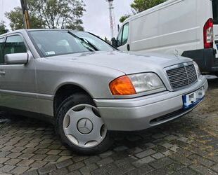 Mercedes-Benz Mercedes-Benz C 180 ELEGANCE Automatik! Wenig km!T Gebrauchtwagen