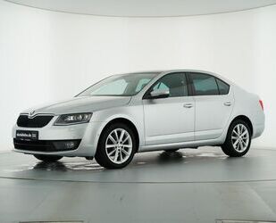 Skoda Skoda OCTAVIA ELEGANCE 1.2 SKODA SCHECKHEFTGEPFLEG Gebrauchtwagen