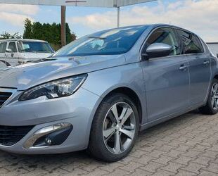 Peugeot Peugeot 308 Allure, PDC, Full LED, 8f. bereift Gebrauchtwagen