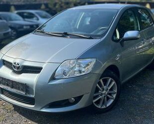 Toyota Toyota Auris Life 1.6 *TÜV NEU*KLIMA*BORDCOMPUTER* Gebrauchtwagen