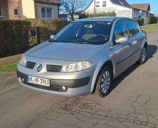 Renault Renault Megane Authentique 1.6 16V Authentique Gebrauchtwagen