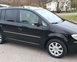 VW Volkswagen Touran Highline/Leder /XENON /Automatik Gebrauchtwagen