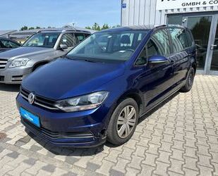 VW Volkswagen Touran 1.6 TDI BMT*1-Hand*AHK*Sitzheizu Gebrauchtwagen