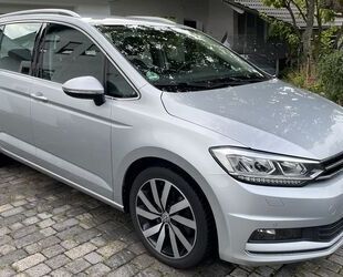 VW Volkswagen Touran 2.0 TDI SCR DSG Highline Gebrauchtwagen