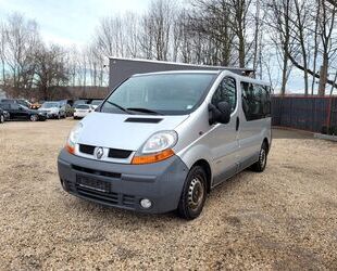 Renault Renault Trafic Combi verglast 9 Sitze*SR+WR*AHK*Kl Gebrauchtwagen