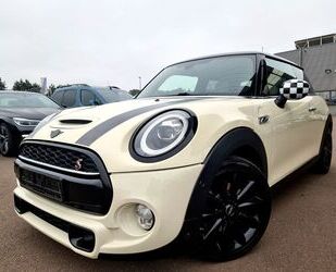 Mini MINI COOPER S Aut-F1 Leder Navi Panorama LED SHZ Gebrauchtwagen