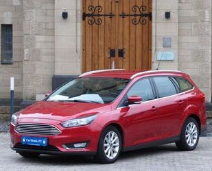 Ford Ford Focus Turnier Titanium*1HAND*LÜCK-SCHECKHEFT- Gebrauchtwagen