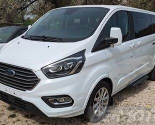 Ford Ford Transit Tourneo Custom 320 L2 LANG TITANIUM 8 Gebrauchtwagen