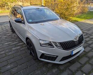 Skoda Skoda Octavia RS Combi*DSG*Navi*Pano*SHZ*AHK*Leder Gebrauchtwagen